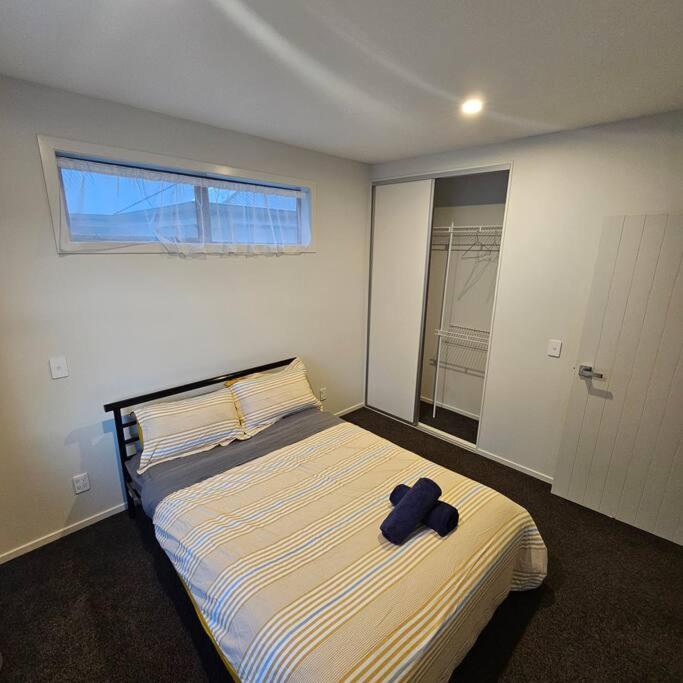 Entire House - Brand New 2 Bedroom House Lower Hutt Bagian luar foto
